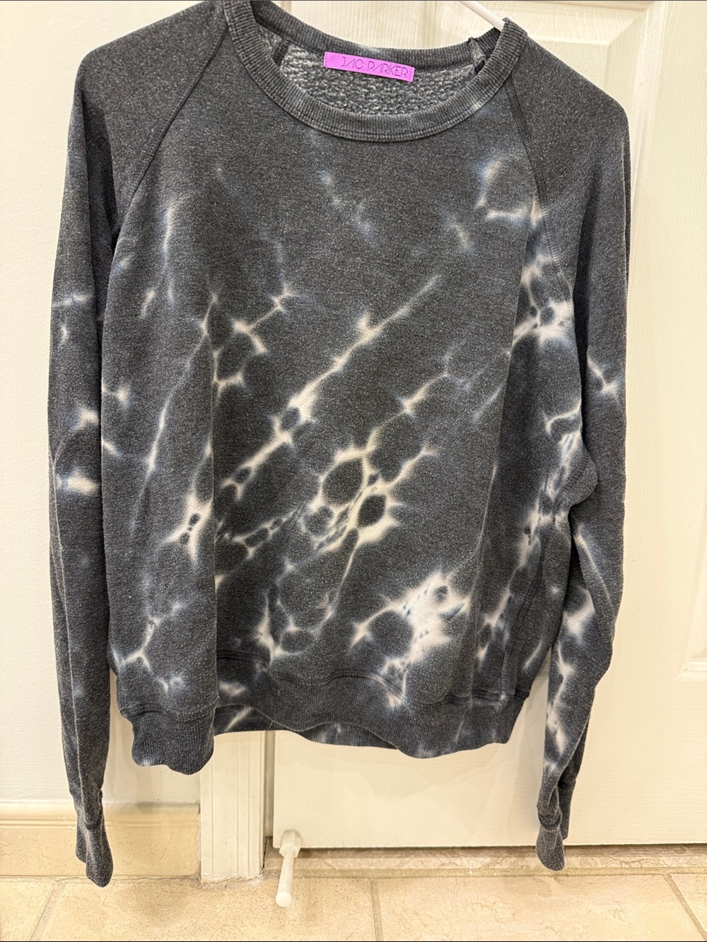 Parker Tie-Dye Crewneck Sweatshirt - Black & White. Size small